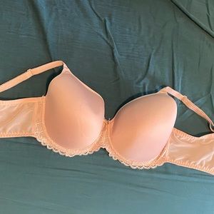 Peach lace lightly lined bra